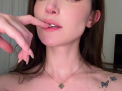 Dainty Wilder Banged By Her Boyfriend And Squirts Multiple
