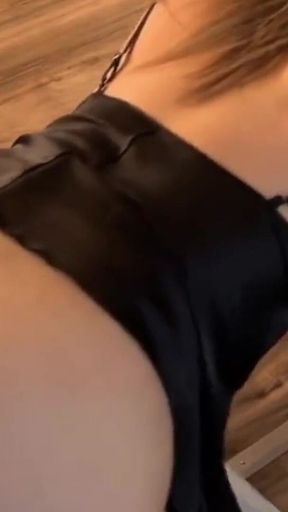 Hot MILF Dildo