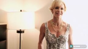 Big-titted wife and milf Anzee takes young cock in 4K Ultra HD