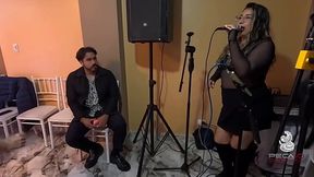 He picks up a cumbia singer and takes her straight to his bed
