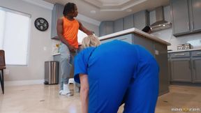 Nurse&#039;s Cock-Draining House Call Dee Williams, Beca Barbie Brazzers