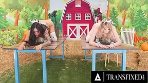 Greedy Avery Jane Works Hard To Get More Creamy Milk From Sexy Eva Maxim & Izzy Wilde 12 Min