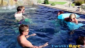 Twinks has his ass sprayed with jizz after barebacking