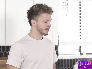 Braylin Bailey Gives Stepbro Sloppiest Fellatio Ever Then Entreats Him to Pound Her Constricted Twat