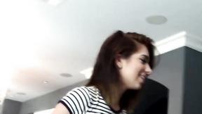 ”Joseline Kelly fucks her way out of trouble”