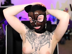 Webcam MILF Beauty Masturbating