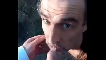 Puta Gringa del Bosque Mamando Verga M&aacute_ricon 4 Blowjob