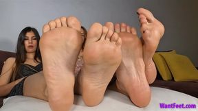 Mesmerizing Soles Tease - 4K MP4