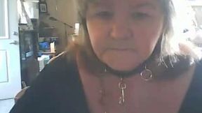 Naughty old bitch on webcam showed her stinky pussy and saggy tits