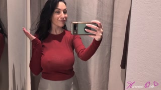 Sexy  big boobs girl Try on in public dressing room