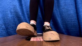 Suffer under my dirty chunky sneakers, flo767x 2160p