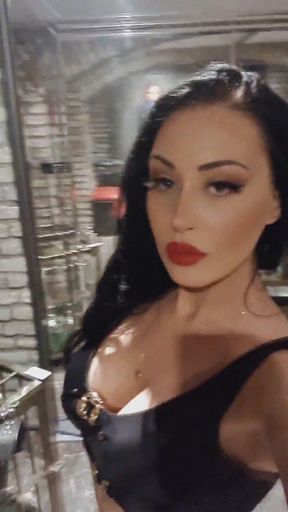 Adore your Goddess