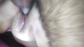 Me vesti feito puta e dei gostoso para meu amigo gostoso