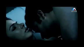emraan hashmi   udita goswami seduces each ot