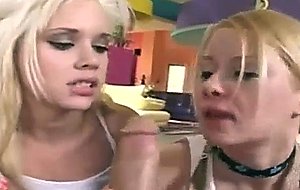 Blowjob duette