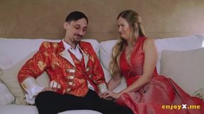 Curvy Blonde Delivers Mind-Blowing Oral Pleasure in Full HD!