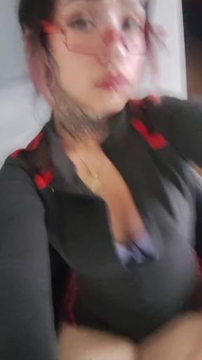 im cute  or sexy?