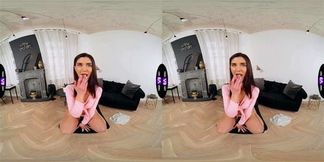 Desperate for Love Jadilica’s Masturbation Seduction Plan – TmwVRnet