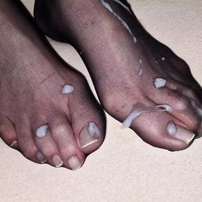 Cum on perfect france toenails black nylon feet