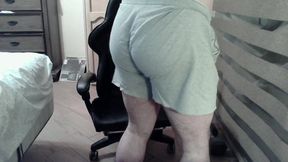 Hot camboy works his legs and nipples