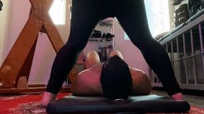 Mistress Xena's Facesitting workout
