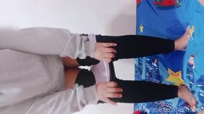 Hijab Girl Massages While Sucking