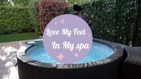 MISTRESS NYX - LOVE MY FEET IN MY SPA