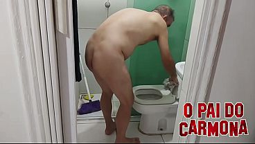 vai um faxineiro ai ?