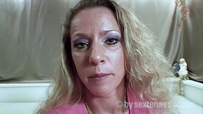 Sexy Tattoo MILF Solo in Front of the Cam
