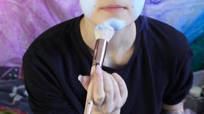 Alice Does Makeup