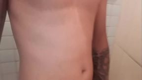 Novinho magrinho molhadinho cheio de tes&atilde_o