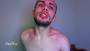 Comindo con mi deliciosa boca caliente