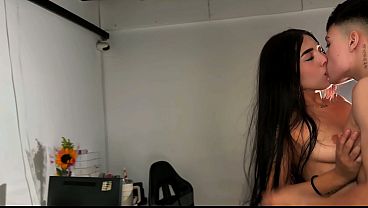 Consulta con Psic&oacute_loga Sexual se Convirti&oacute_ en un SEXO DURO en su Oficina - &iexcl_Queria que me Corriera Adentro! - SPACE PRODUCTIONS