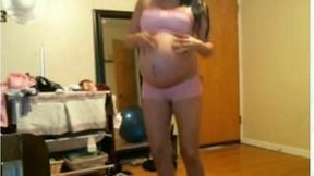 Pregnant friend makes video while doing exercises