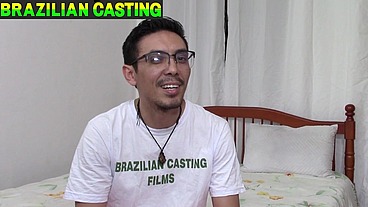 Gostosa vem se apresentar bzilian casting most seu corpo sua buceta e dar cuzinho.