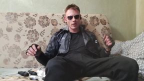 Guy’s legs quiver as intense orgasm waves wreck him raw