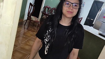 Too fucking amazing how she sucks her ass my step-cousin gives me her juicy vagina