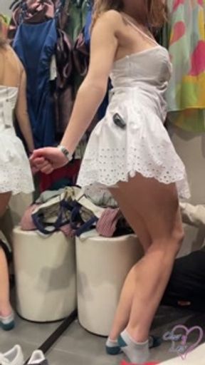 I TAKE MY GIRLFRIEND SHOPPING AND SHE DRAG ME INTO THE DRESSING ROOMS - AMATEUR COUPLE
