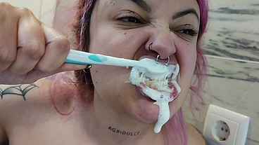 4K DENTAL HYGIENIST ROUTINE MOUTH FETISH CLOSEUPS NAKED REBECA ADDAMS