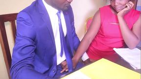 Baltazar fucks the minister'_s wife in the Office while he works, a good cock full in the ass on the Office table with lots of moaning