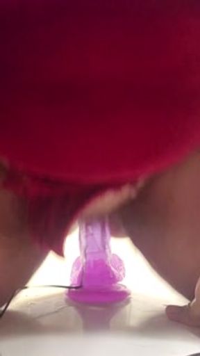 Pretty thick Puerto Rican milf  wet Wednesday morning fun