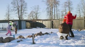 Groupsex on winter vacation