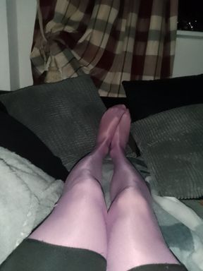 First time trying on my mother&#039;s stuff, I&#039;m 24 and I&#039;m addicted to crossdressing
