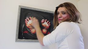 Cleaning Cocktoes Picture