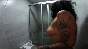Tattooed MILF Jhodez1 takes a creamy load on her body and big natural tits