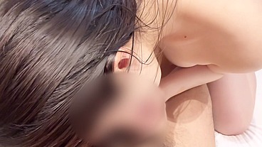 Superb blowjob from a baby-faced slender female college student ~ Sense of immorality for wet hair, no make-up~