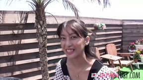 Furiously feasting on filthy flesh &mdash;  Japan's raging harpy sizzles under scorching sunbeams