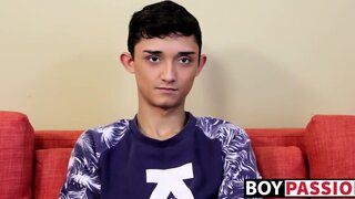 Indian dude casey xander enjoys his solo session time