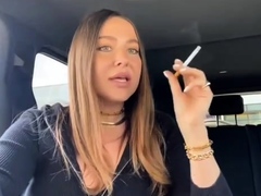 Smoking Milf