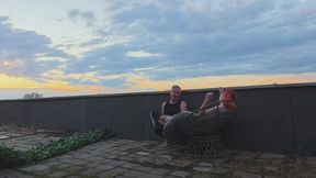 I turn my gym trainer into a human ashtray (from afar)